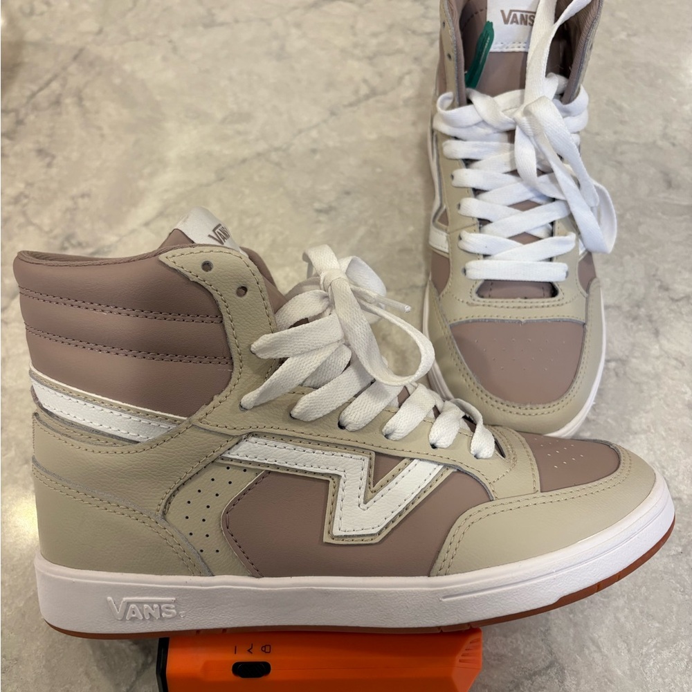 Vans Women's High-Top Sneakers - Cream and White